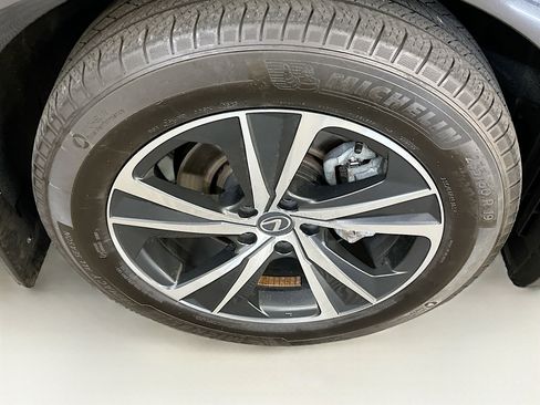 Used 2023 Lexus RX 350 Premium w/ Accessory Package AWD/4WD image 11