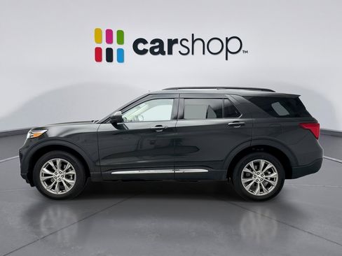 Used 2023 Ford Explorer XLT w/ Equipment Group 202A image 2