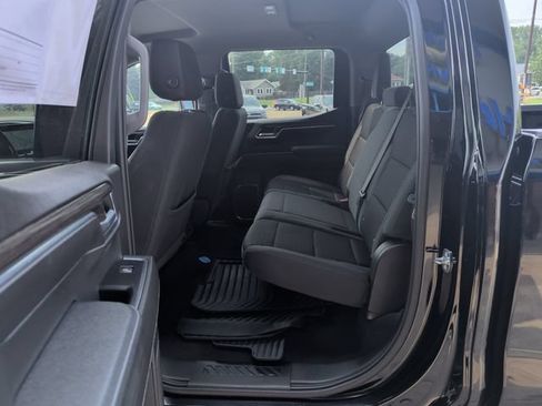 Used 2023 Chevrolet Silverado 1500 LT AWD/4WD image 23