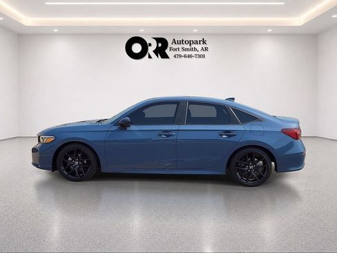 Used 2025 Honda Civic Sport image 3