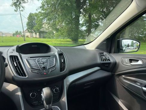 Used 2013 Ford Escape SE FWD image 10