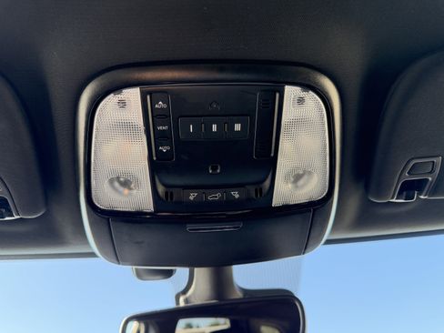 Used 2024 Dodge Durango GT image 23