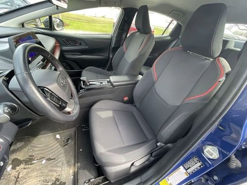 Used 2023 Toyota Prius Prime FWD image 6