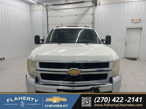 Used 2009 Chevrolet Silverado 3500 W/T w/ Snow Plow Prep Package image 7