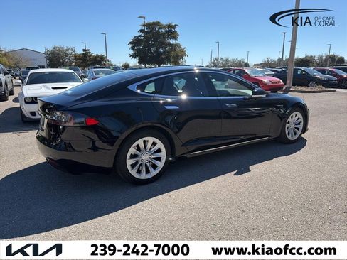 Used 2017 Tesla Model S 75D image 7