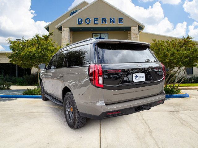 Used 2026 Ford Expedition Tremor AWD/4WD image 3