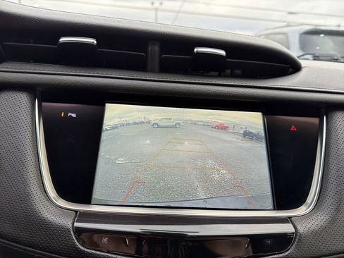 Used 2018 Cadillac XT5 Premium Luxury image 26