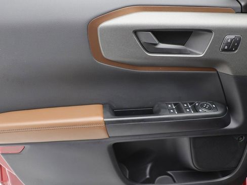 Used 2025 Ford Bronco Sport Outer Banks w/ Outer Banks Tech Package+ image 14