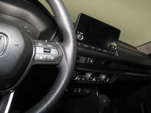 Certified 2023 Honda CR-V EX image 6