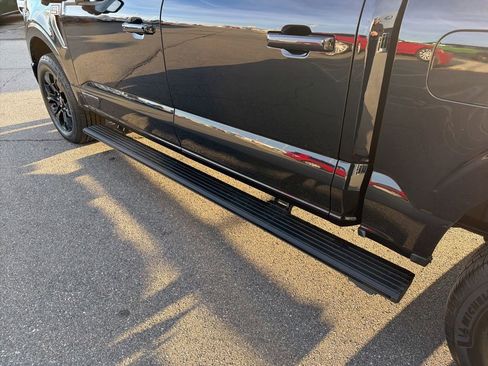 Certified 2023 Ford F150 Platinum w/ Equipment Group 701A High image 17