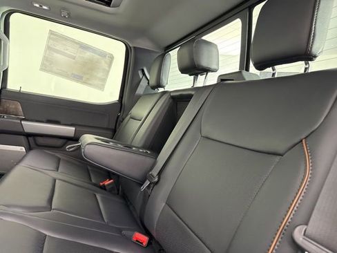 New 2026 Ford F250 Lariat w/ Black Appearance Package image 18
