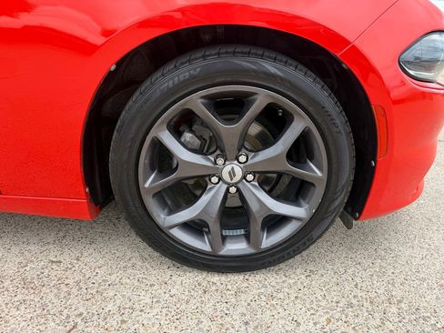 Used 2019 Dodge Charger SXT w/ Plus Group RWD image 12
