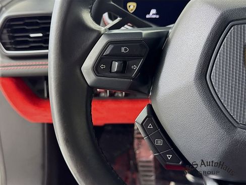 Used 2017 Lamborghini Huracan LP 580-2 RWD image 13