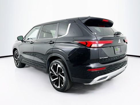 Used 2024 Mitsubishi Outlander SE image 5