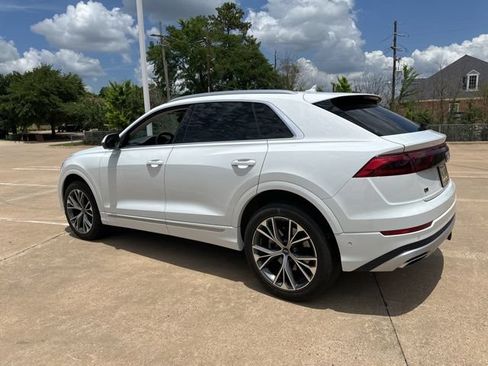 Used 2024 Audi Q8 Premium Plus AWD/4WD image 6