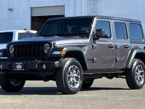 New 2025 Jeep Wrangler Sport S image 8
