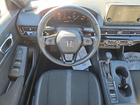 Used 2025 Honda Civic Sport image 13