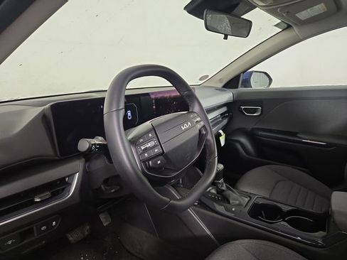 Certified 2025 Kia K4 EX image 16
