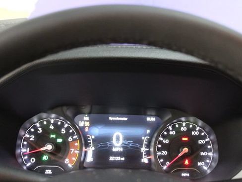 Used 2023 Jeep Compass Limited AWD/4WD image 18