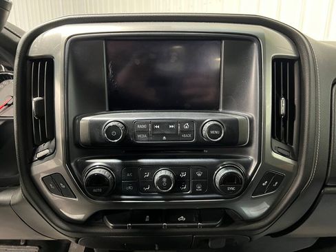 Used 2018 Chevrolet Silverado 1500 LTZ image 7