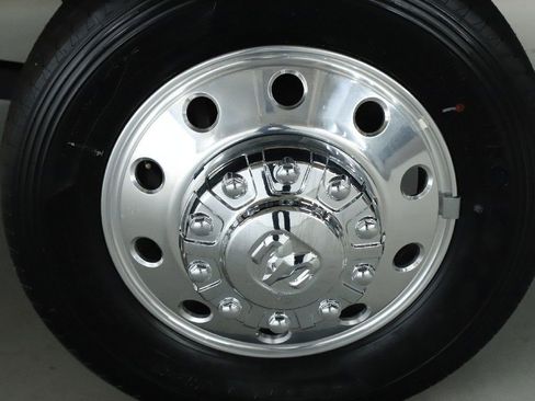 Used 2024 RAM 4500 SLT w/ Quick Order Package 2YG SLT image 10