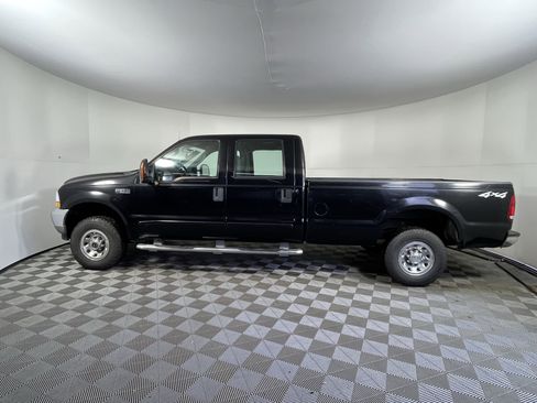 Used 2003 Ford F250 4x4 Crew Cab Super Duty image 2