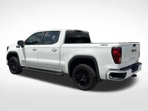 Used 2022 GMC Sierra 1500 Elevation w/ Elevation Premium Package AWD/4WD image 3
