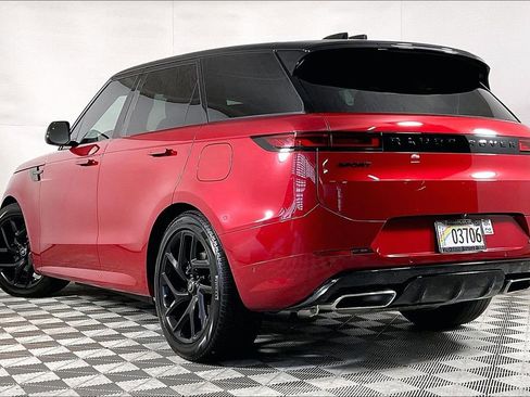 Used 2025 Land Rover Range Rover Sport Dynamic SE AWD/4WD image 13