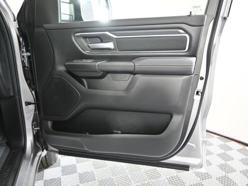 Used 2025 RAM 1500 Big Horn AWD/4WD image 13