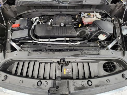 Used 2024 Chevrolet Silverado 1500 LT image 8