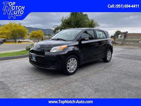 Used 2008 Scion xD image 1