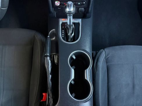 Used 2021 Ford Mustang Coupe RWD image 46