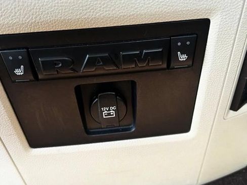 Used 2018 RAM 1500 Laramie Longhorn w/ Longhorn Southfork Package AWD/4WD image 11
