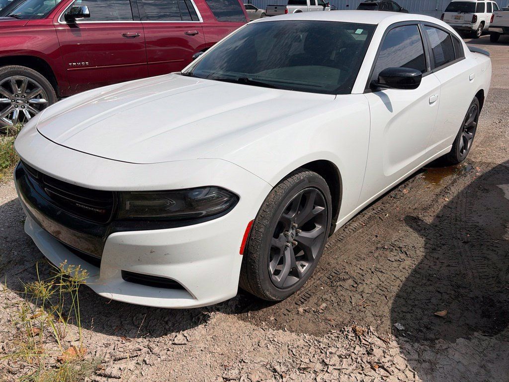 Used 2020 Dodge Charger SXT w/ Blacktop Package RWD image 1