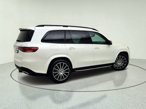 Certified 2024 Mercedes-Benz GLS 580 4MATIC image 8