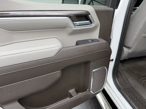 Used 2022 Chevrolet Silverado 1500 LTZ w/ Technology Package image 31