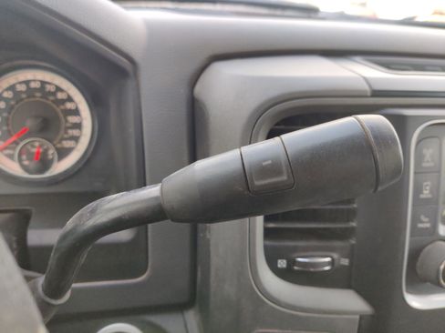 Used 2018 RAM 3500 Tradesman image 21