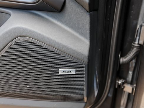 New 2026 Porsche Cayenne S image 22