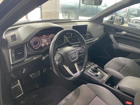 Used 2018 Audi SQ5 Premium Plus w/ Navigation Package image 18