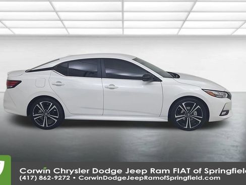 Used 2023 Nissan Sentra SR w/ Electronics Package image 17