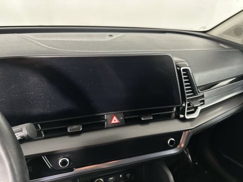 Certified 2023 Kia Sportage EX FWD image 16