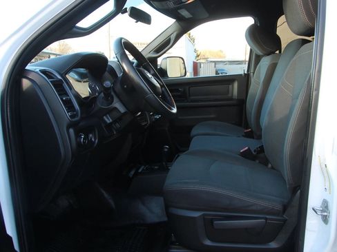 Used 2022 RAM 2500 Tradesman image 9