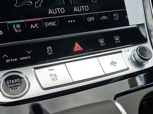 New 2025 Audi Q7 3.0T Premium Plus image 10