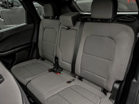 Used 2022 Ford Escape SE w/ Convenience Package image 16