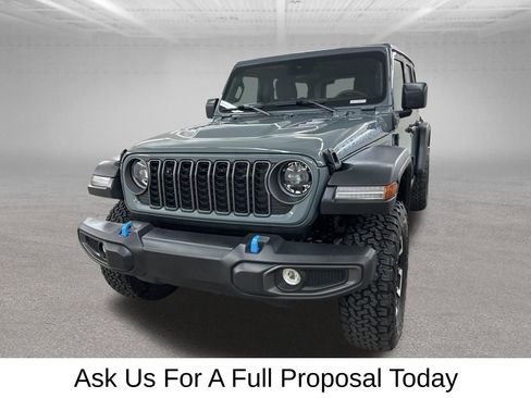 Used 2025 Jeep Wrangler Unlimited Rubicon 4xe w/ Safety Group AWD/4WD image 6