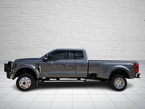 Used 2025 Ford F450 Lariat w/ FX4 Off-Road Package image 2