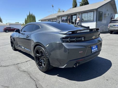 Used 2018 Chevrolet Camaro SS RWD image 4