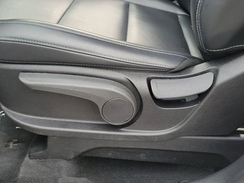 Used 2021 Kia Telluride LX image 19