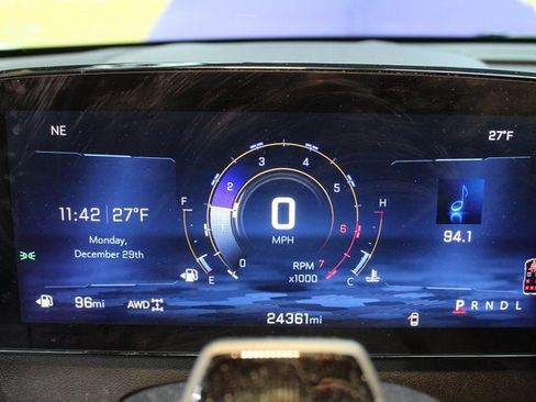 Used 2024 Chevrolet Traverse Z71 w/ Enhanced Driving Package image 26