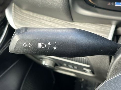 Used 2023 Jeep Wagoneer L Series III w/ Preferred Equipment Group image 54